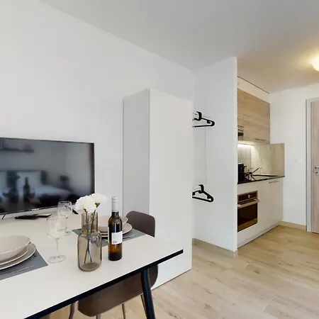 Apartamento Furnished Studio #004 - Swiss *